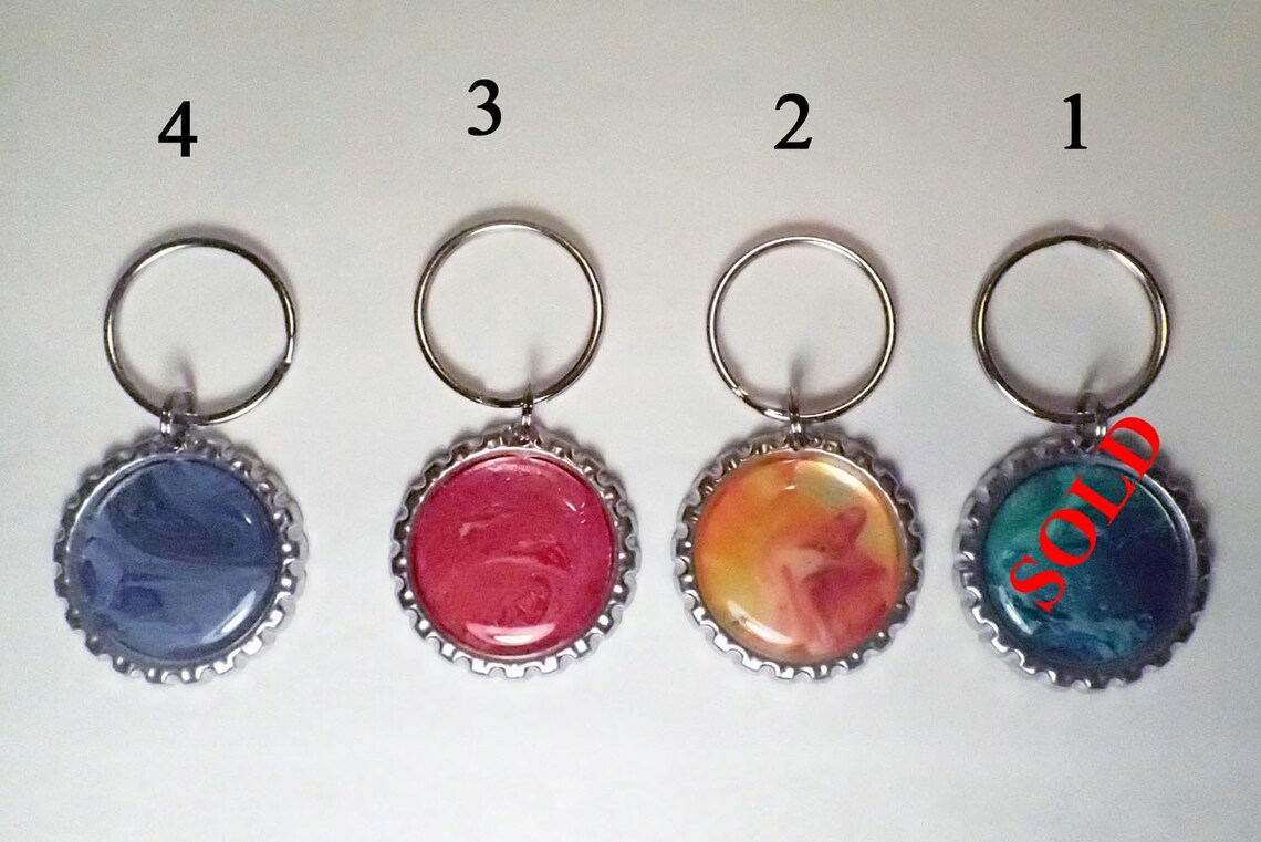 Keychain Acrylic Paint Pour Flattened Bottle Cap Colorful Key Chain