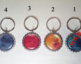 Keychain Acrylic Paint Pour Flattened Bottle Cap Colorful Key Chain Charm