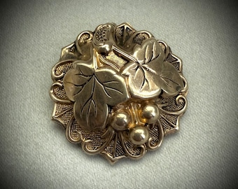 Ernest Steiner Repousse Dress Fur Clip