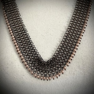 Art Deco Chainmail Mesh Necklace w/ Faux Pearls