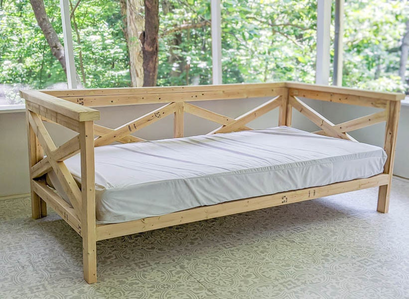 Diy daybed with storage cheap plans