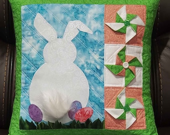 Easter Bunny Pillow / Wall Hanging Quilt Pattern