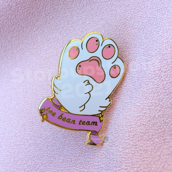 White kitty paw | Toe bean team | Hard enamel pin | Kawaii Paw Pin | Cat Paw Pin
