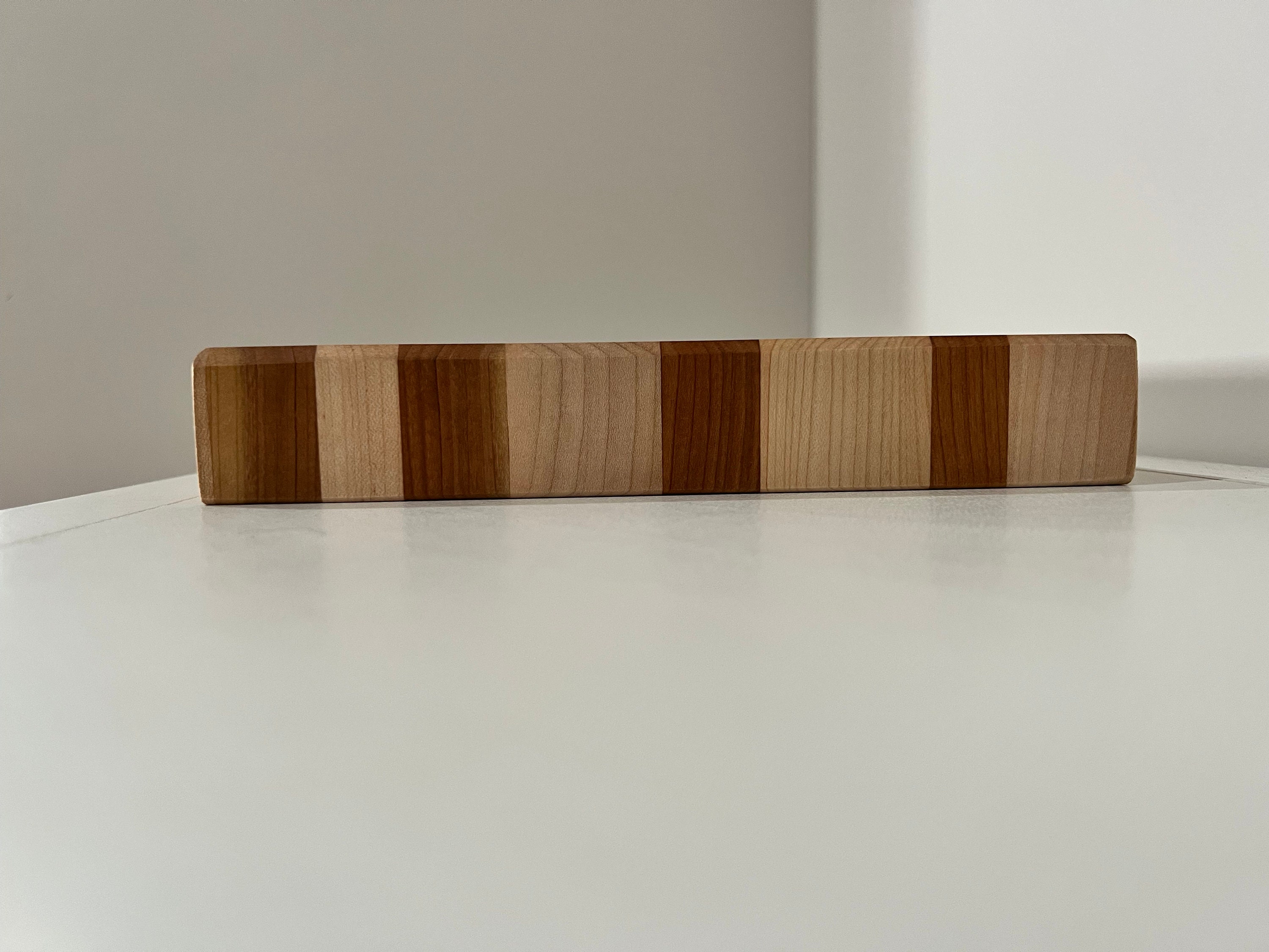 Medium Cutting Board - Maple, Mahogany, Cherry