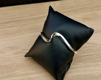 Handmade Hammered Sterling Silver Twist Bangle – UK Hallmarked - Made To Any Size
