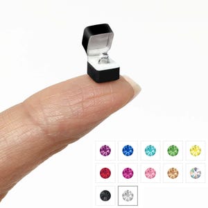 1:12 Custom Dollhouse Miniature Ring in Schwarzer Ring Box