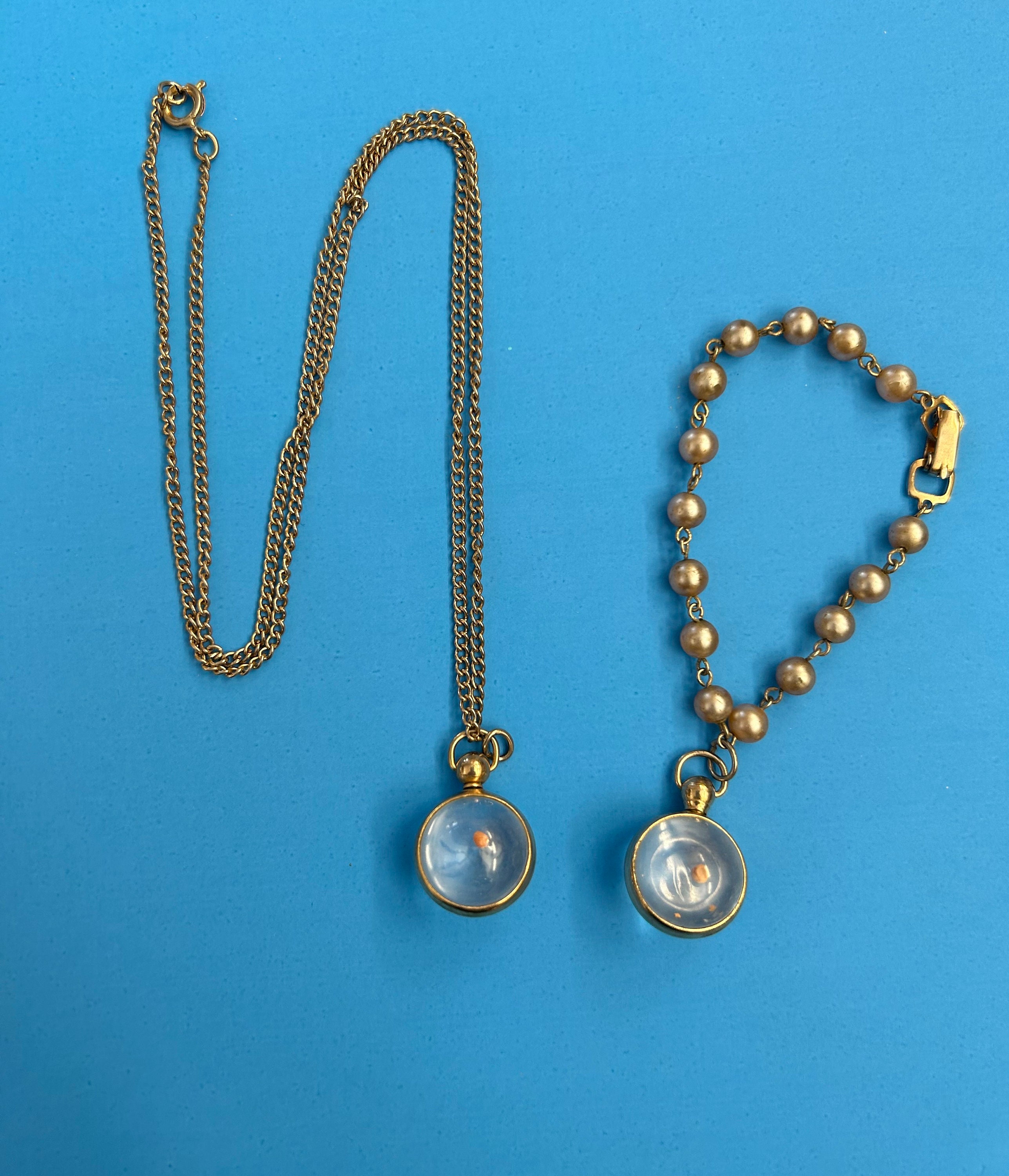 1970s Lucite Mustard Seed Necklace and Bracelet Set Vintage