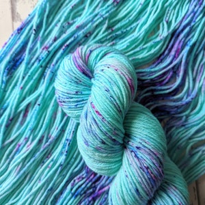 Sulley - Hand dyed superwash merino yarn