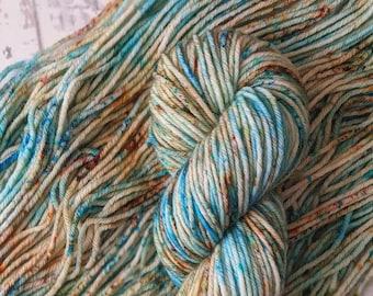 Gilded Tides - Hand dyed superwash merino yarn