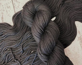 Raven - Hand dyed superwash merino