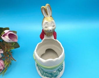 Vintage 1970s Interpur Ceramic Girl Bunny & Egg Dish/Bunny mirando en la plantadora de huevos/plato de caramelo/ensamblaje de Pascua