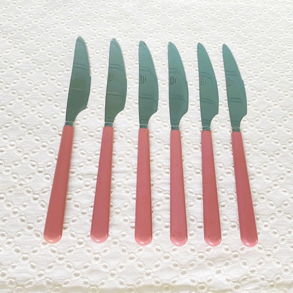 Vintage Pink Melamine Handle Knives/Set 6/Serrated Blade/Pink Serrated Dinner Knife