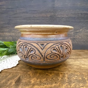 Vintage Hand Tooled Pottery Bowl: Carved Swirl Pattern-