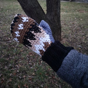 Bernie Sanders MITTENS crochet pattern, Gloves PDF instructions, Men size L, 2 sides gloves image 2