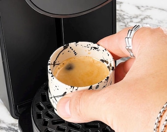 Tasse à expresso faite main : tasse à café en céramique et grès sans poignée avec finition noire