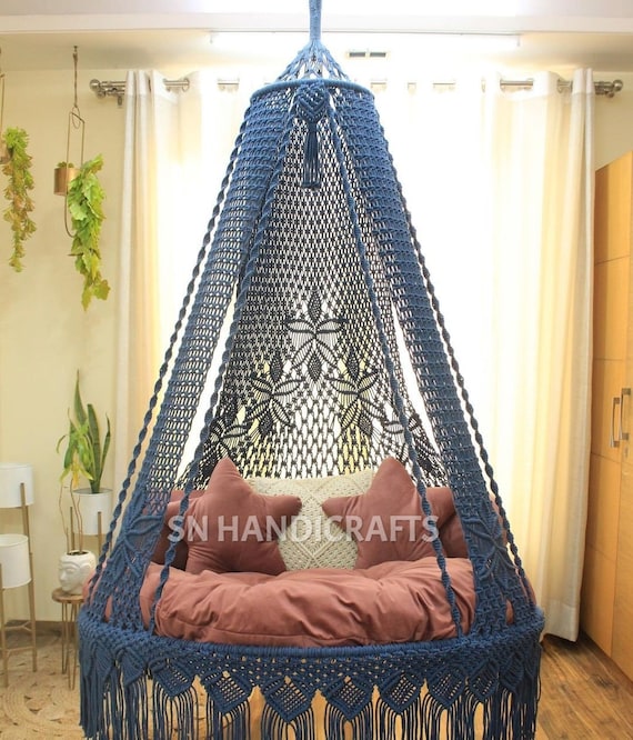hanging round chair
