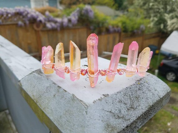 Pink & Orangr Quartz Crown - Etsy display picture 2