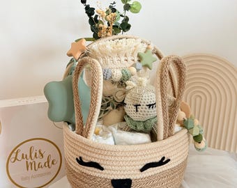 Gâteau de couches neutre, gâteau de couches avec cerf et panier, cadeau de naissance Lulismade®, panier cadeau bébé, garçon et fille