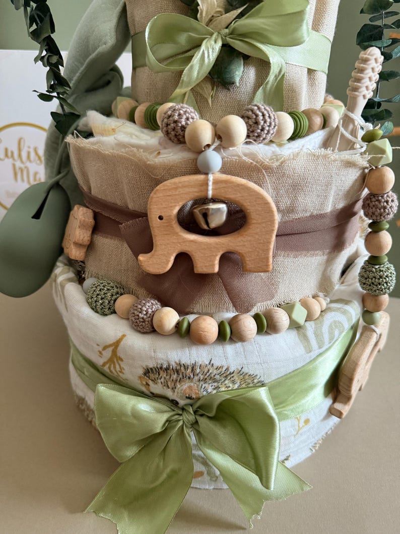Pastel de pañales estilo león bohemio | Pastel de pañales safari para niño | Regalo para baby shower | Pastel de pañales para niño | Regalo para recién nacido imagen 7