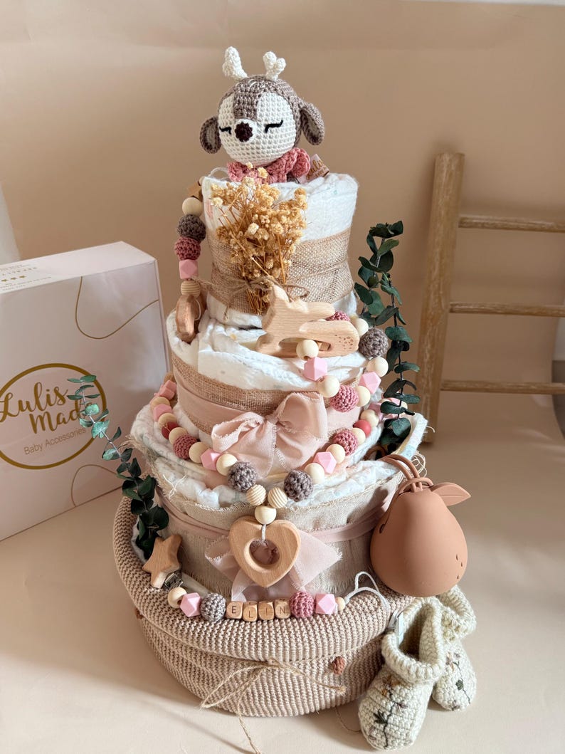 Handgefertigte Windeltorte Reh Rosa für Mädchen – Babyshower Geschenk mit Liebe