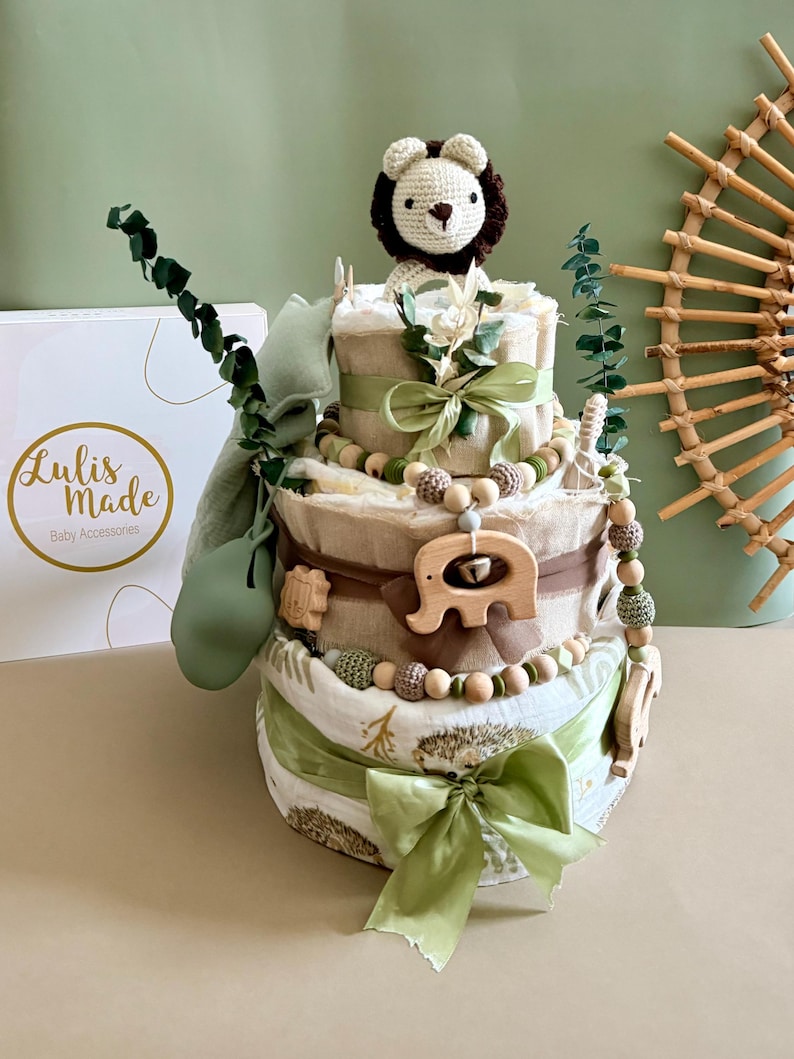 Pastel de pañales estilo león bohemio | Pastel de pañales safari para niño | Regalo para baby shower | Pastel de pañales para niño | Regalo para recién nacido imagen 3