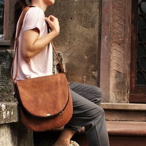 borsa a tracolla / borsa vegana / borsa da sella / boho hippie / borsa tascabile con cerniera / viaggio scolastico / casual quotidiano / zenzero marrone cognac immagine 1