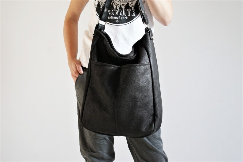 IKS bag black bag / large / hobo / simple zipper big vegan vegetarian / fake leather faux leather / fabric / school / casual bag/ city bag image 3