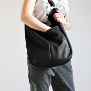 IKS bag black bag / large / hobo / simple zipper big vegan vegetarian / fake leather faux leather / fabric / school / casual bag/ city bag image 2