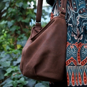 Mini sac vegan bag / brown bronze choco / boho boho hippie nature / sac à bandoulière crossbody sac à main / minimal simple everyday casual image 2