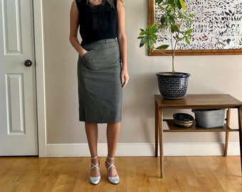 1950's grey wool pencil skirt, asymmetrical design, double side pocket, amazing design, "Evan Picone" NY, excellent condition, size XS/S
