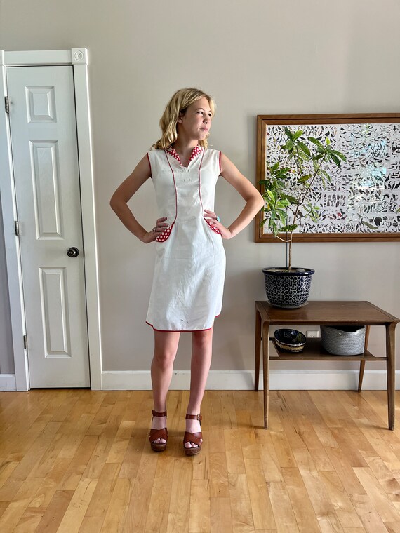 Buy Late 1920's Cotton House Dress, White With Red/white Polka Dots,  Buttons on Collar, Pockets in Front, Tie Neckline, Great Condition, Size S  Online in India - Etsy
