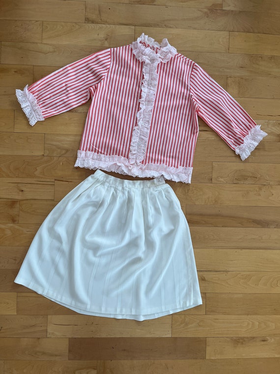 1950’s girls 2-piece skirt set, striped lace trim… - image 10
