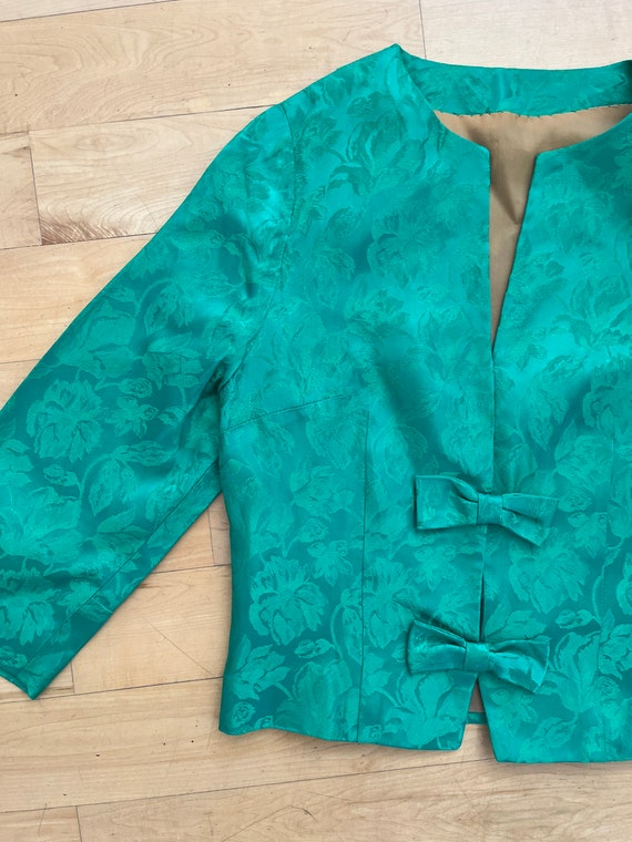 Late 1950’s vibrant kelly green tonal brocade jac… - image 9