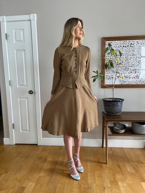 1940's taupe 3/4 sleeve dress cold rayon, peplum … - image 2