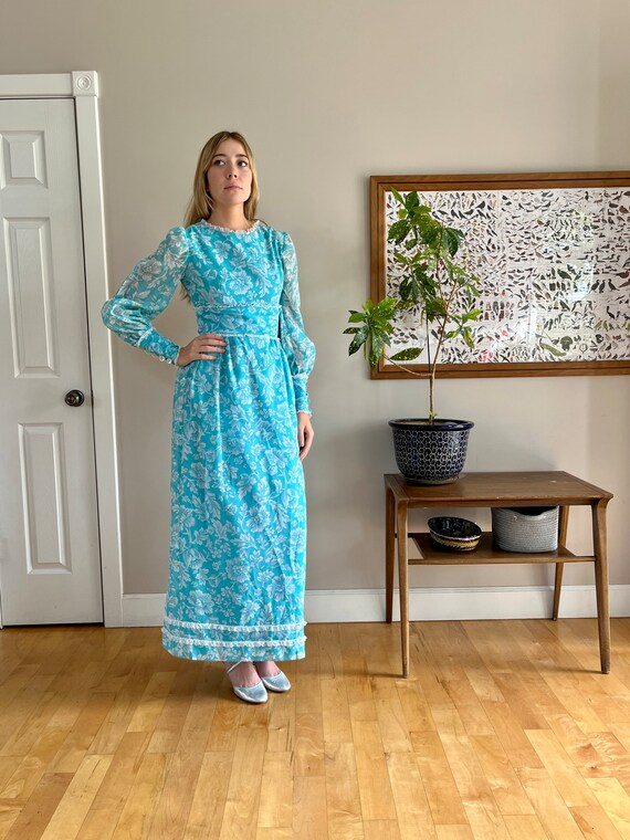 1970’s maxi dress, gorgeous turquoise & white flo… - image 5