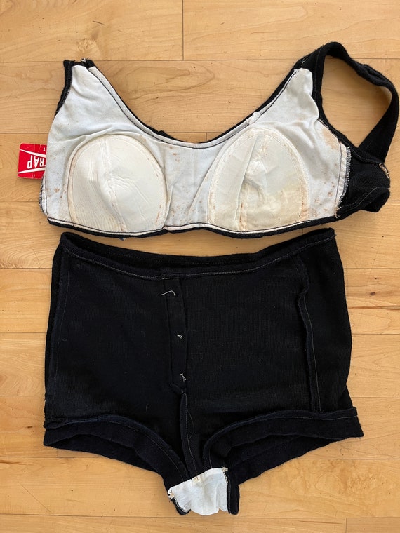 1950's 2-piece bikini swimsuit or playsuit, black… - image 9