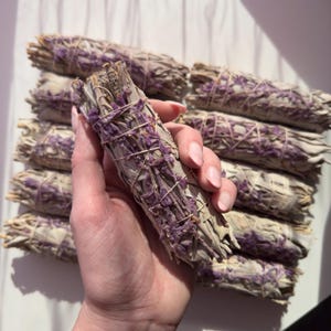 White Sage Lavender Smudge Stick: Energy Cleansing Bundle (4-4.5in)