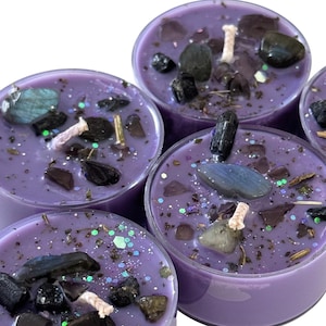 Candela Tea Light infusa di cristallo: Rituale divinatorio con iris e sandalo