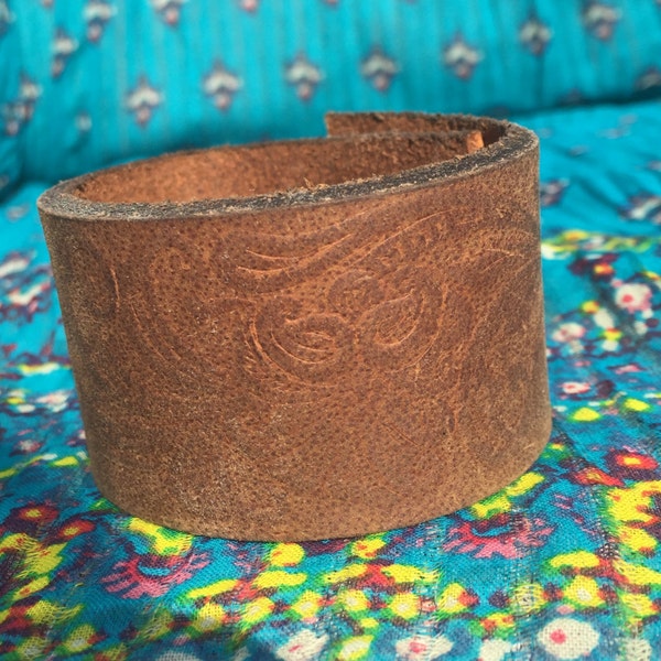Unisex Embossed Brown Leather Cuff Bracelet