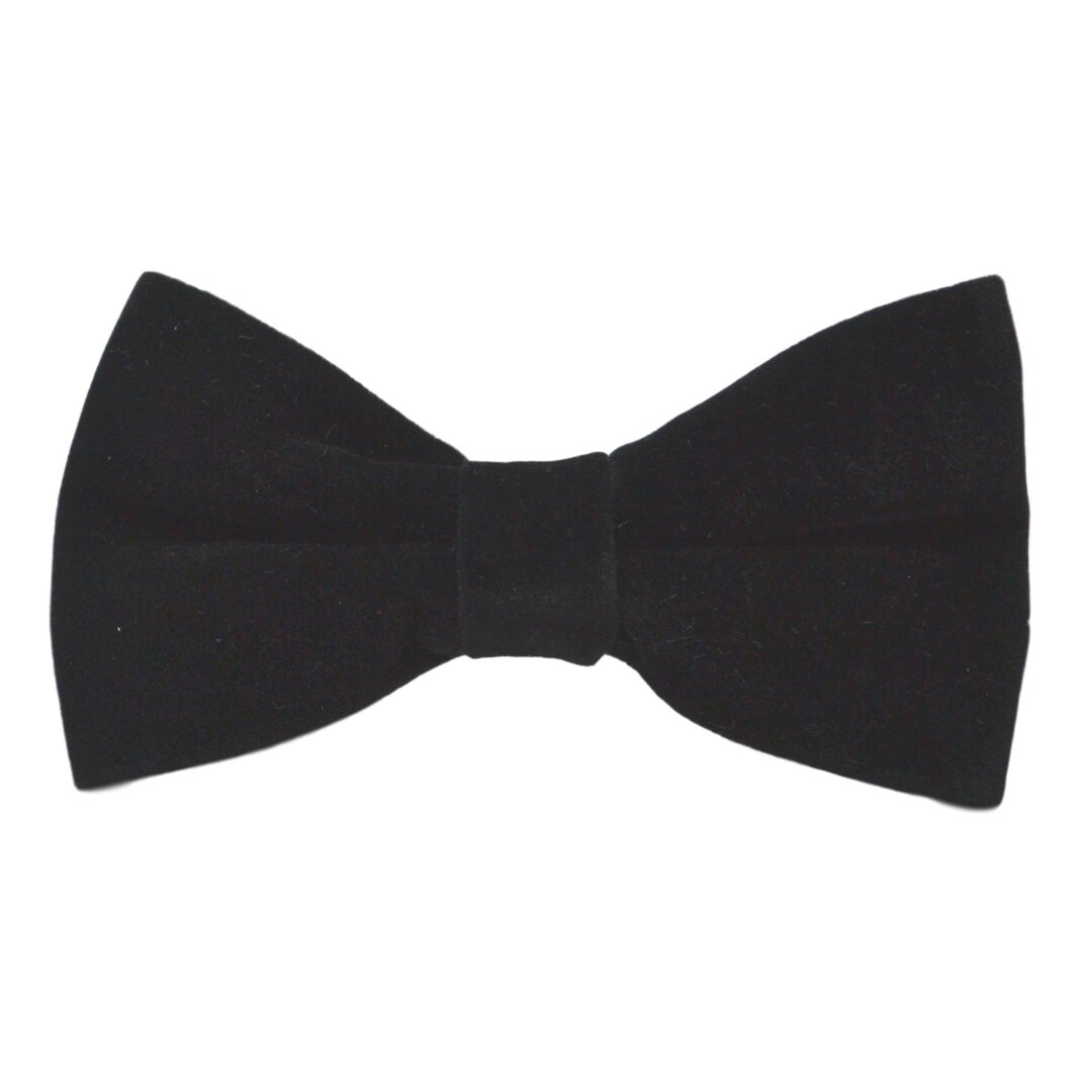 VDP Black Velvet Bow Tie main image 0