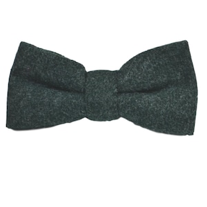 Hunter Green Donegal Tweed Bow Tie