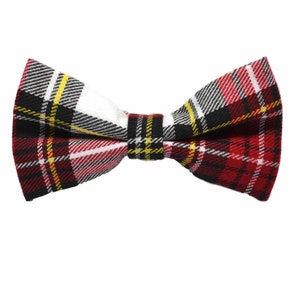 Traditionelle weiß & rote Tartan Fliege