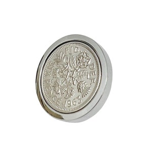 1963 British Polished Sixpence Lapel Pin / Brooch / Badge - 62nd Birthday Christmas Present