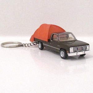 1986 GMC Sierra Classic 1500 Truck Keychain