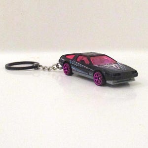 1981 DMC DELOREAN BLACK Keychain,
