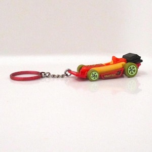 Hot Dog Car Keychain,