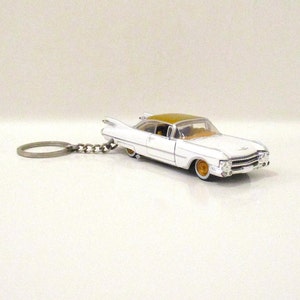 1959 Cadillac Series 62 Keychain,