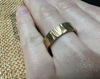 Golden Wave Ring for Men and Women