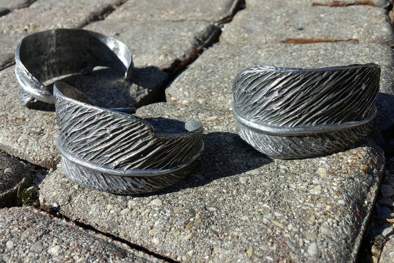 Women/'s Pewter Eagle Feather Cuff Bracelet Pewter Jewelry Gifts for Her Ladies Fashion