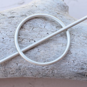 Silver circle hair barrette with silver stick image 2